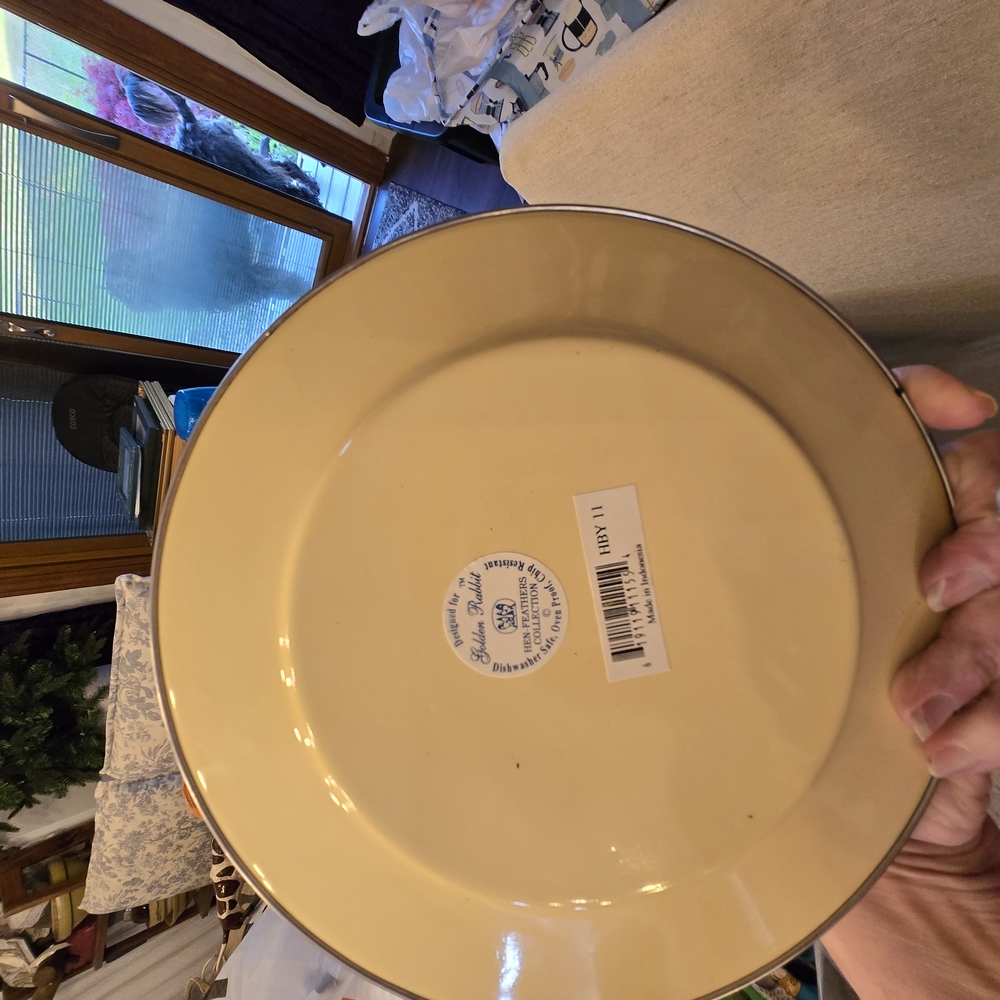Elegant Cream Dinner Plate